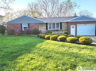 10 Beverly Dr, Angola, NY 14006