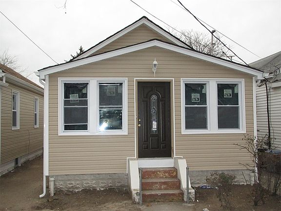 2nd image of 1833 Rockaway Pkwy #2