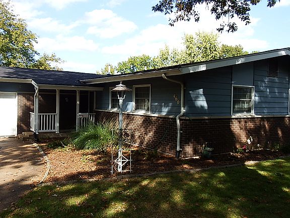 2nd image of 460 Waterford Dr