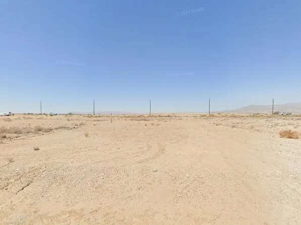 2479 Azure Ave, Thermal, CA 92274