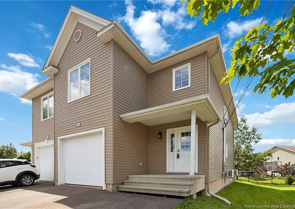 1st image of 76 Gagnon Dr