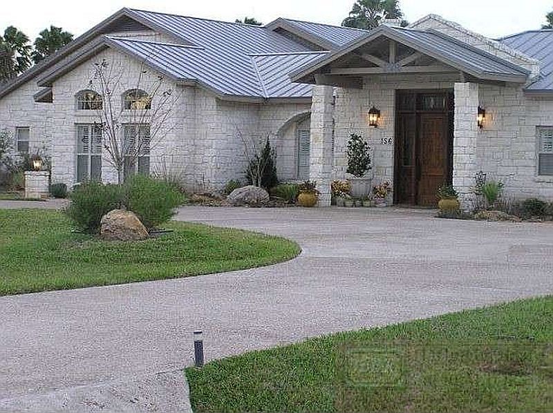1st image of 156 S Nueces Park Ln