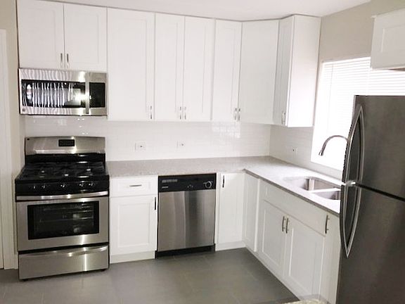 5th image of 8700 S Mobile Ave #B