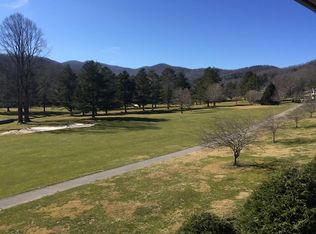 145 Fairway Ln APT I, Spruce Pine, NC 28777