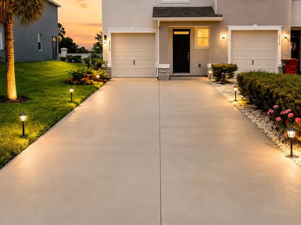 3716 Sunflower Field Pl, Plant City, FL 33565