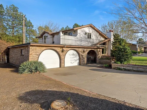 1954 Orchard Way, Richland, WA 99352