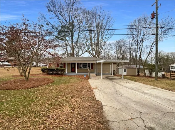 4740 Plainview Rd, Oakwood, GA 30566
