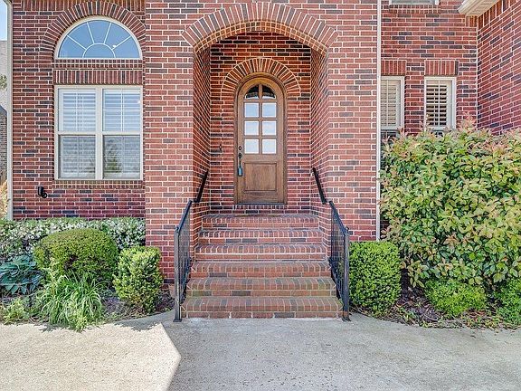 2nd image of 6906 W Balmoral Dr
