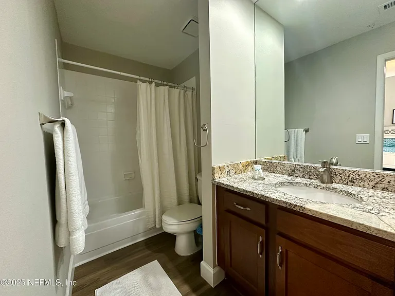 9942 Sawgrass Dr E — Photo 29