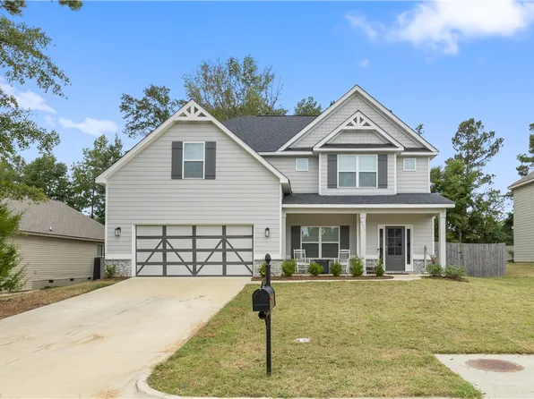 4111 Arbor Ridge Dr, Auburn, AL 36832