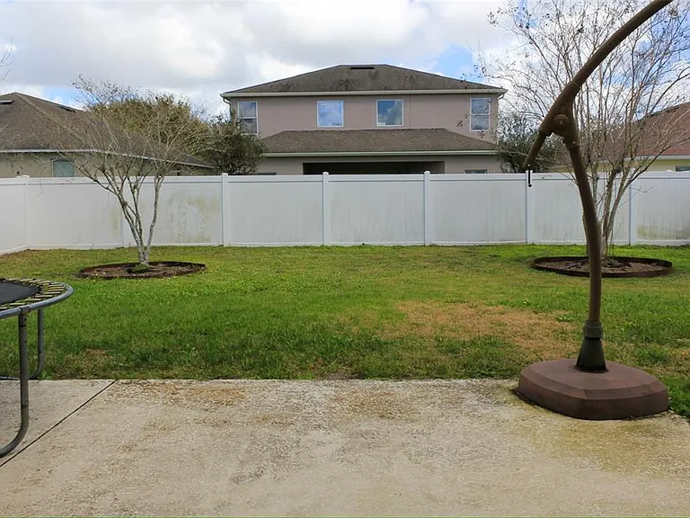12927 Boggy Pointe Dr — Photo 40