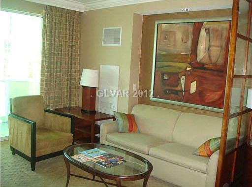5th image of 135 Harmon Ave #1117