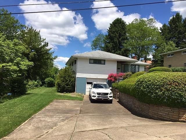 1st image of 10 Lee Dr