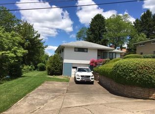 10 Lee Dr, Monessen, PA 15062