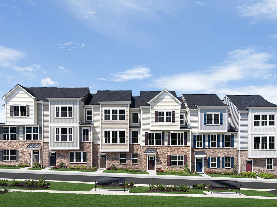 Serenade Rear-Entry
