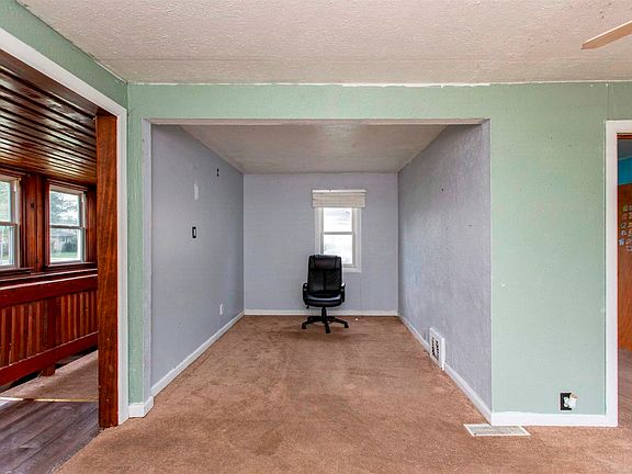 3rd image of 2316 Milburn Blvd