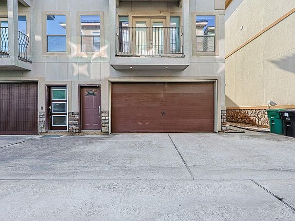 2nd image of 2540 Prospect St #C