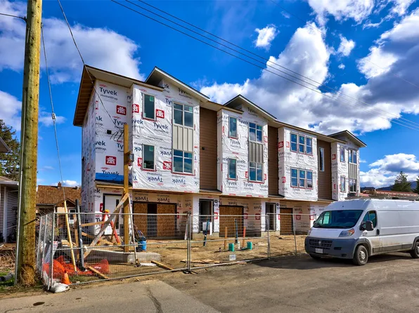 151 Park St, Kamloops, BC V2B 4A7