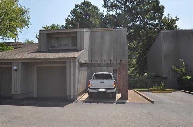 1st image of 800 Thistledown Dr