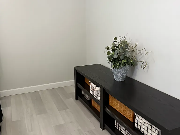 1621 Lincoln Way E #5 — Photo 4