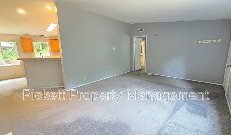 331 Dewatto Rd W — Photo 7