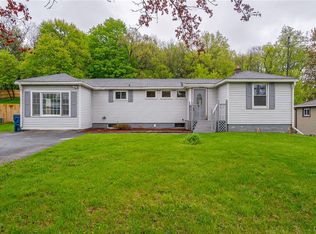 116 Hinsdale Rd, Camillus, NY 13031