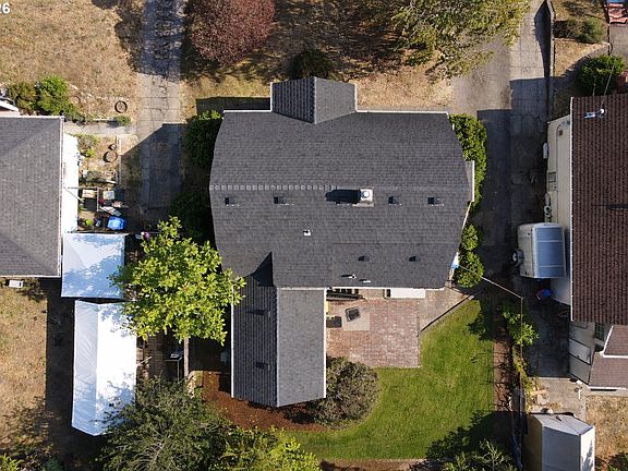 2nd image of 3407 NE 81st Ave