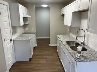 1341 E Fairlane St, Fayetteville, AR 72701