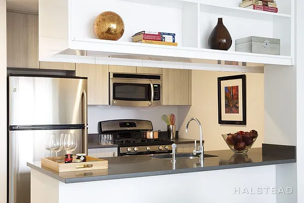 Rented by Halstead Real Estate | media 14