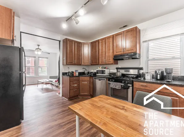 2616 N Marshfield Ave APT 2F, Chicago, IL 60614