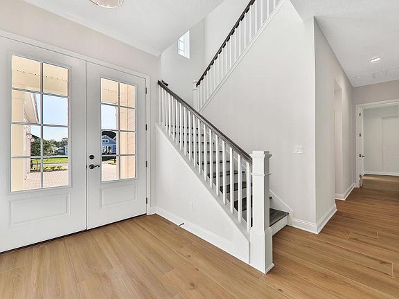 5th image of 315 Park Forest Dr