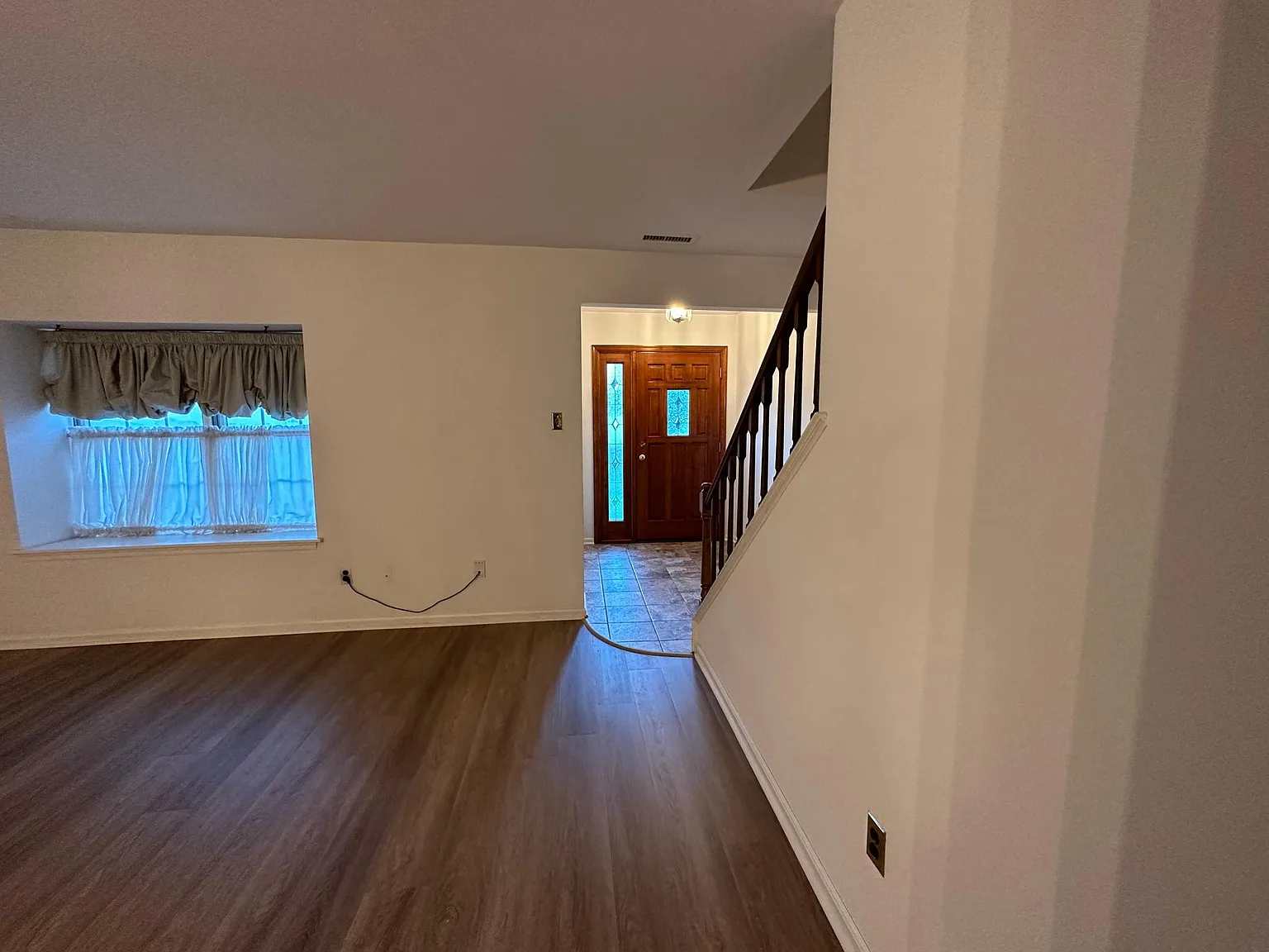 3 bed, 2.5 bath, 1646 sqft, $2,750 — Photo 4