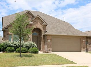 8909 Brook Hill Ln, Fort Worth, TX 76244