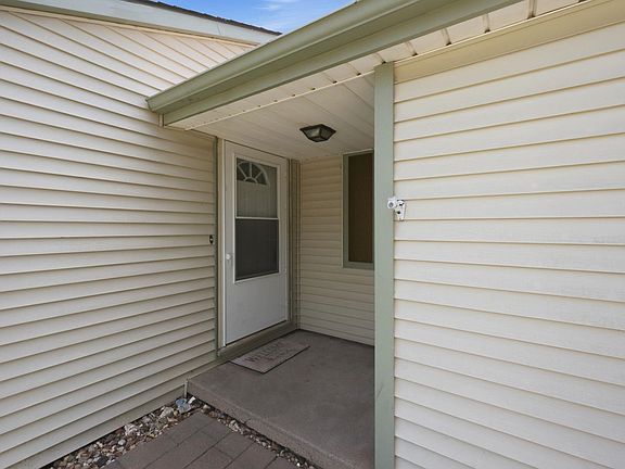 2nd image of 303 E 4th Ave