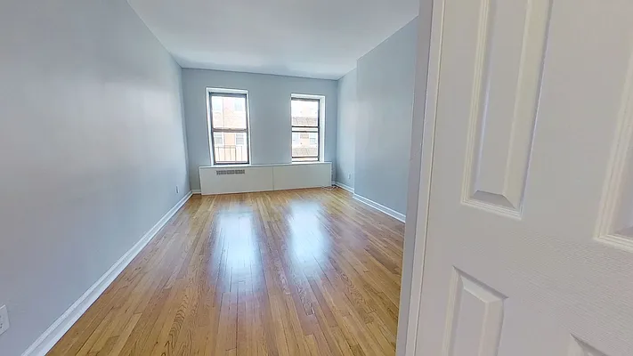 Rented by Compass | media 11