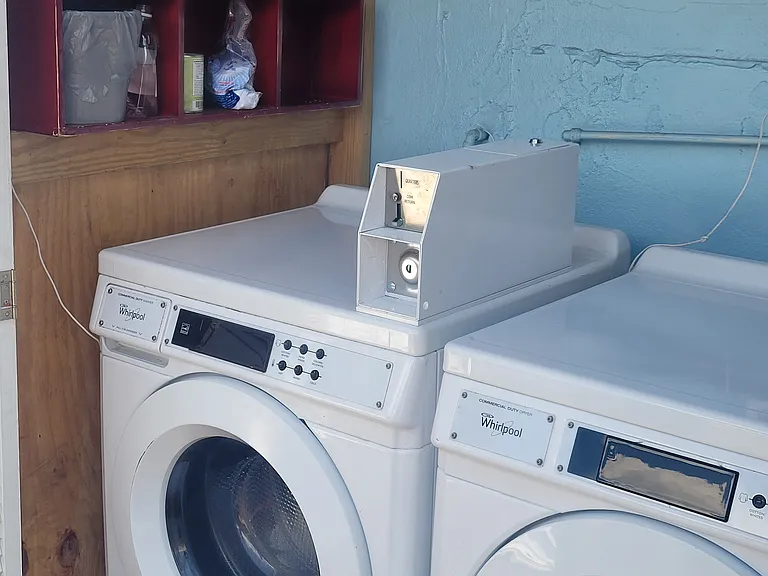 Sheridan St — Photo 3