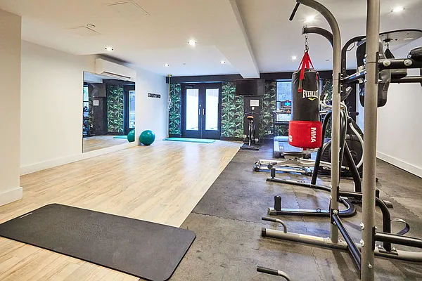 Rented by Lodger Corp | media 19