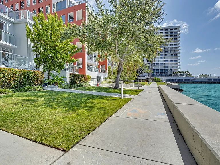 1541 Brickell Ave #105 — Photo 101