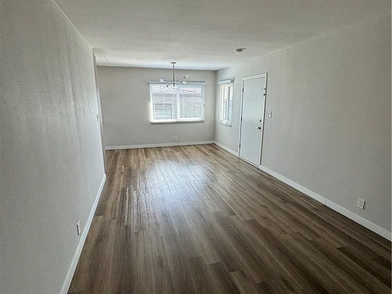 2118 Manhattan Beach Blvd #C — Photo 5