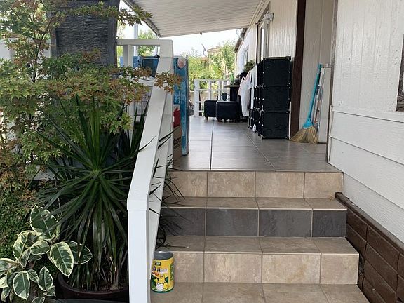 3rd image of 2733 Whispering Hills Dr #2733
