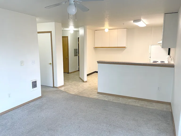 The Burnside Station Apts. — Photo 14