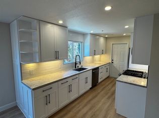 606 E Santa Inez, San Mateo, CA 94401