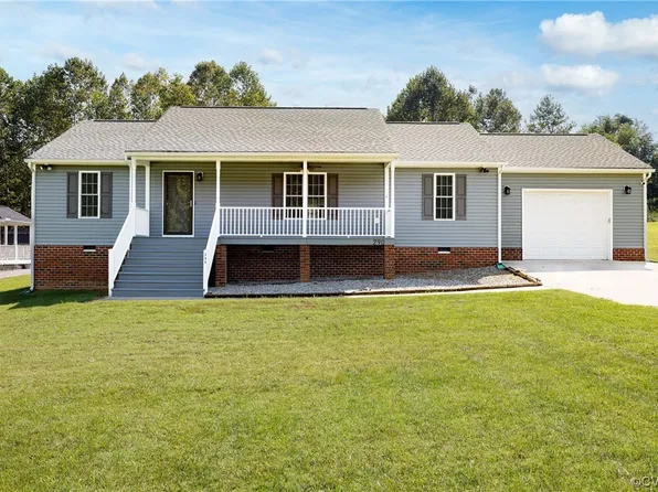 290 W Liberty Farms Dr, Manquin, VA 23106