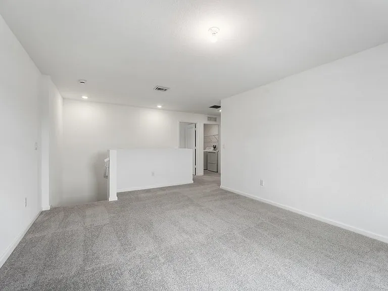 10485 NW Suncrest Loop — Photo 9