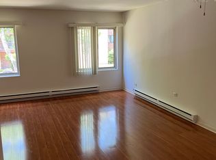 1409 Ashland Ave APT 2, Des Plaines, IL 60016