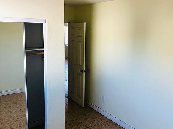 5th image of 4109 45th St