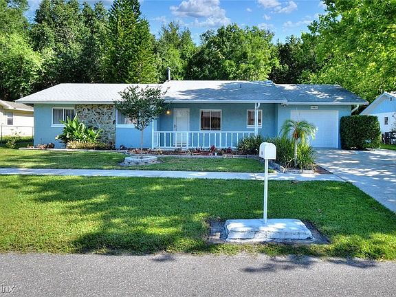 2nd image of 1963 Camelot Ct SW