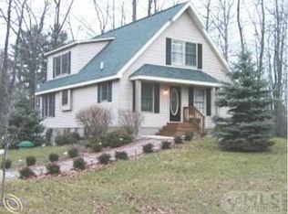 8889 Hellems Rd, Port Austin, MI 48467
