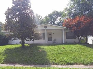 2305 N 5th St, Saint Charles, MO 63301