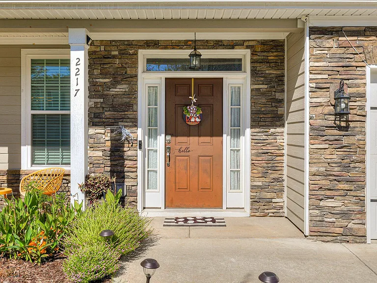 2217 Kendall Park Dr — Photo 6